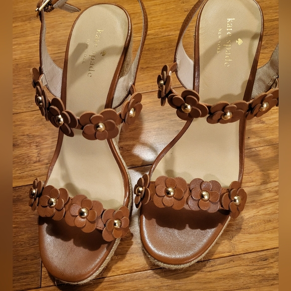 Kate Spade Brown Leather Floral Strap Espadrille Wedge Sandals 8 - Picture 2 of 10